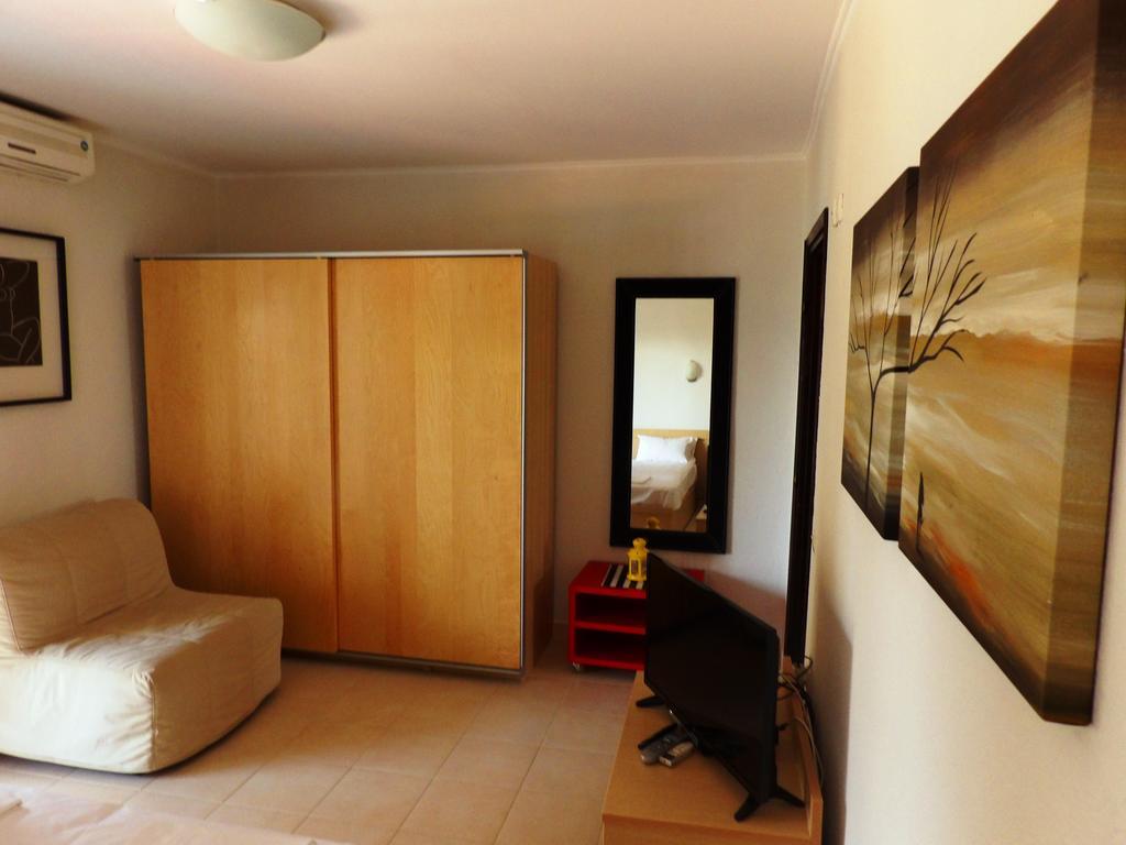Peristeridi Apartments Polikhronon Exteriör bild